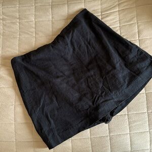 Abercrombie and fitch black skort
